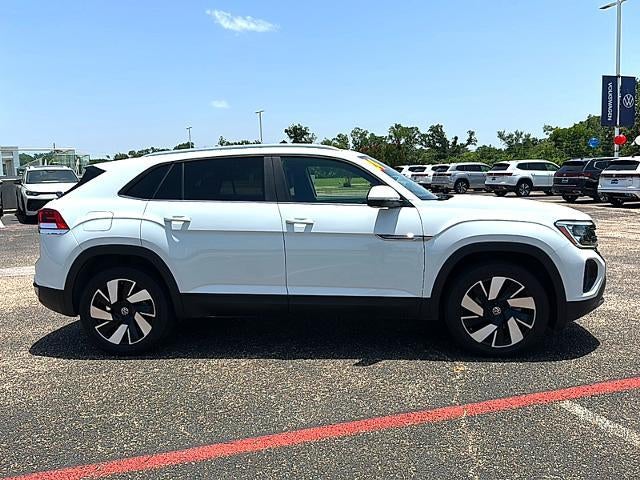 2024 Volkswagen Atlas Cross Sport 2.0T SE w/Technology FWD