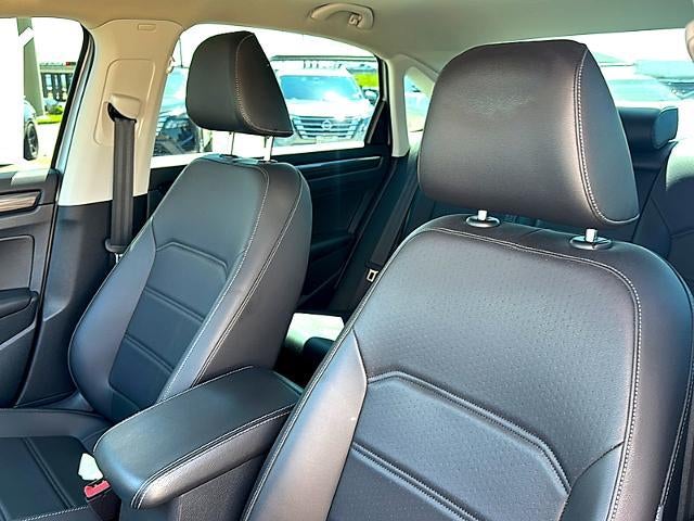 2020 Volkswagen Passat 2.0T R-Line Auto