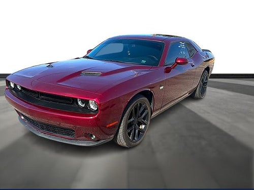 2021 Dodge Challenger SXT RWD