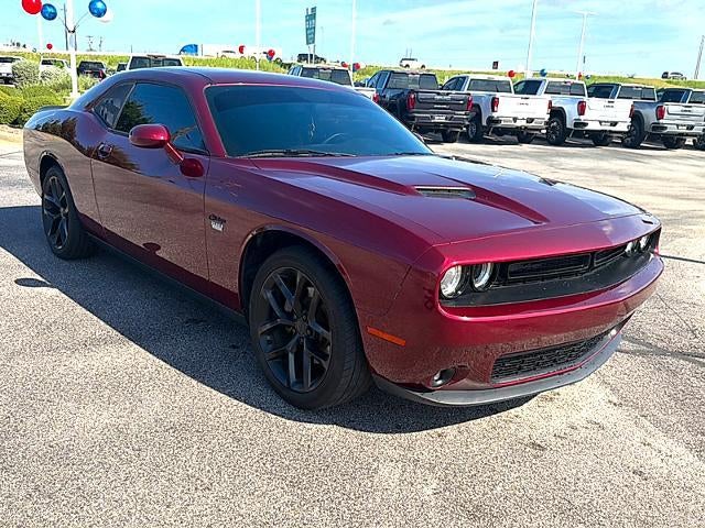 2021 Dodge Challenger SXT RWD