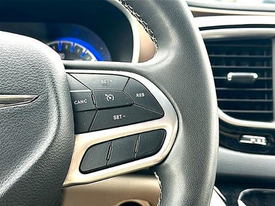 2022 Chrysler Voyager LX FWD