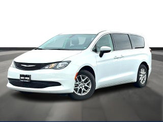 2022 Chrysler Voyager LX FWD