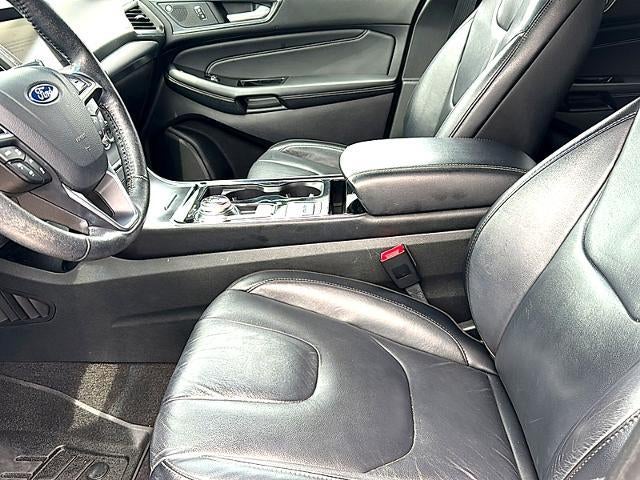 2019 Ford Edge Titanium FWD