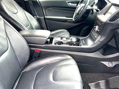 2019 Ford Edge Titanium FWD