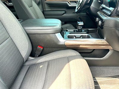 2023 Chevrolet Silverado 1500 Crew Cab Short Box 2-Wheel Drive RST