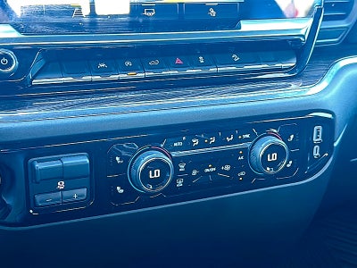 2024 Chevrolet Silverado 1500 4WD Crew Cab Short Bed LT