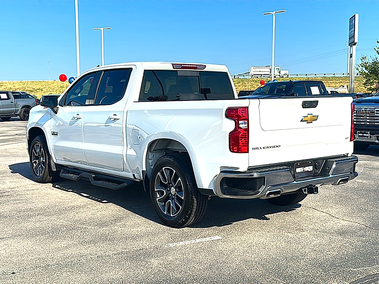 2024 Chevrolet Silverado 1500 4WD Crew Cab Short Bed LT