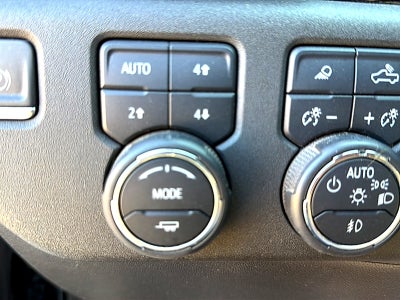 2023 Chevrolet Silverado 1500 4WD Crew Cab Short Bed High Country