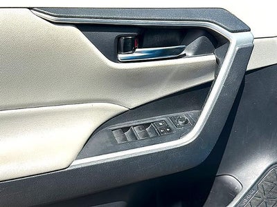 2021 Toyota RAV4 XLE FWD (GS)