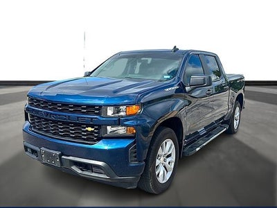 2021 Chevrolet Silverado 1500 Crew Cab Short Box 2-Wheel Drive Custom