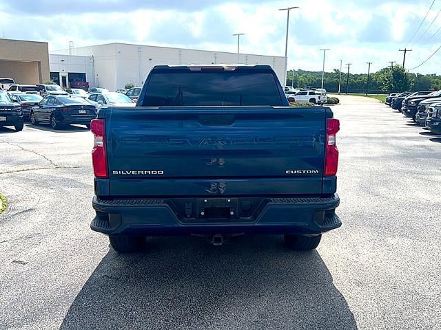 2021 Chevrolet Silverado 1500 Crew Cab Short Box 2-Wheel Drive Custom