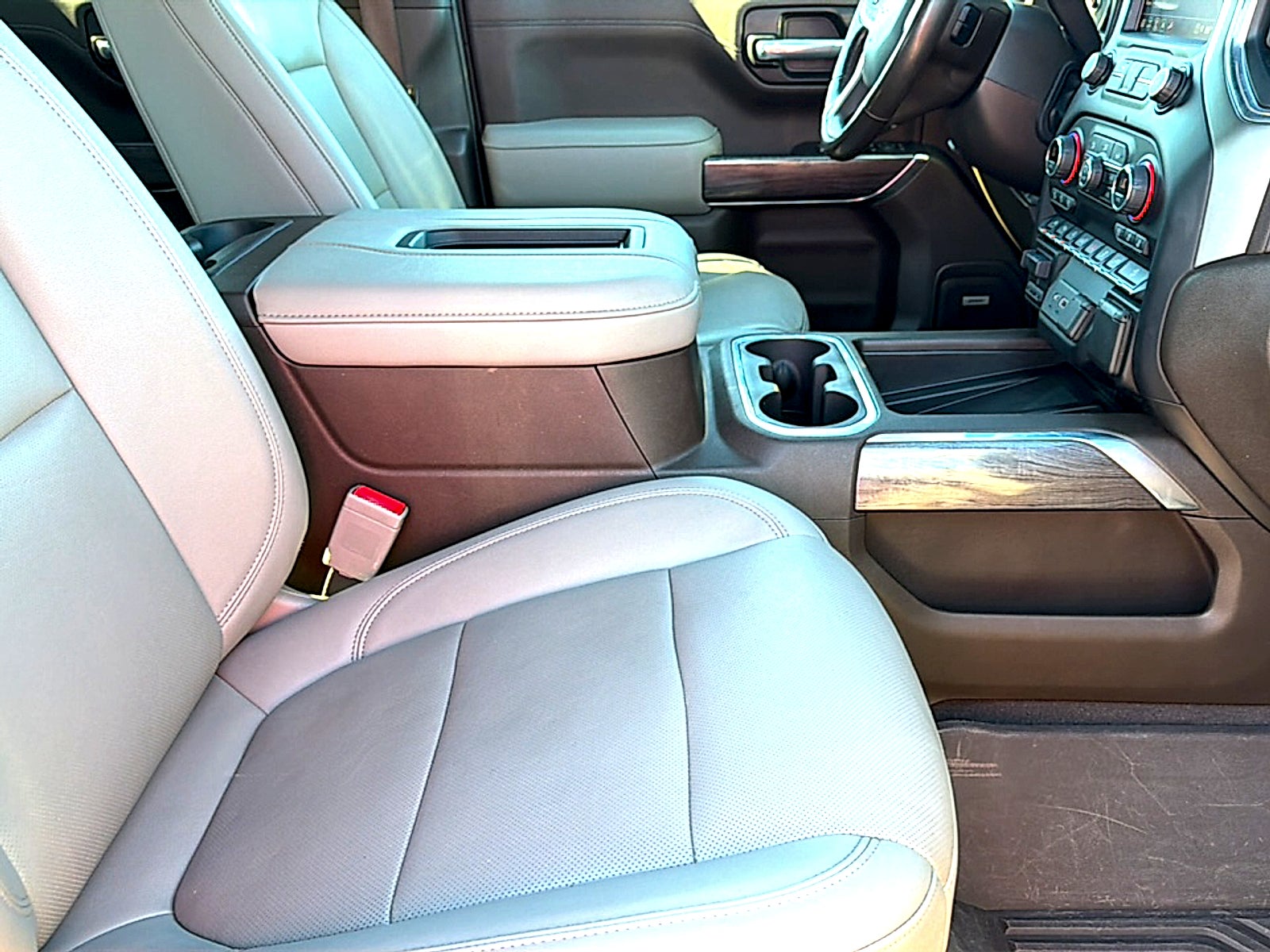 2021 Chevrolet Silverado 1500 4WD Crew Cab Short Bed LTZ