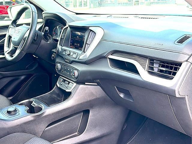2024 GMC Terrain FWD 4dr SLE