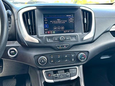 2024 GMC Terrain FWD 4dr SLE