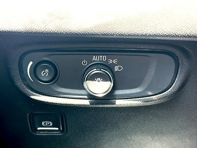 2024 GMC Terrain FWD 4dr SLE
