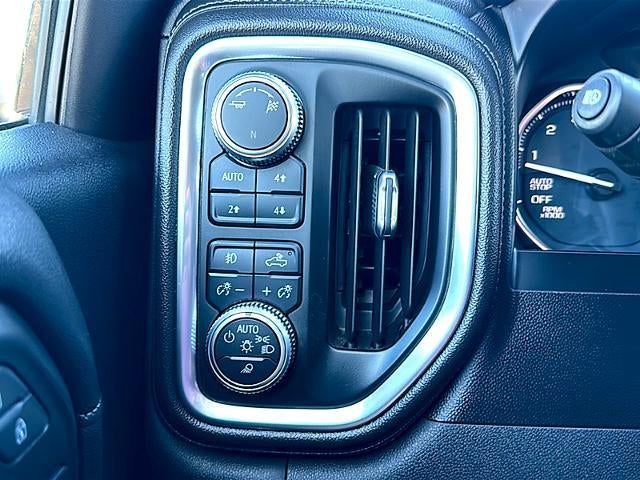 2019 GMC Sierra 1500 Crew Cab Short Box 4-Wheel Drive SLT