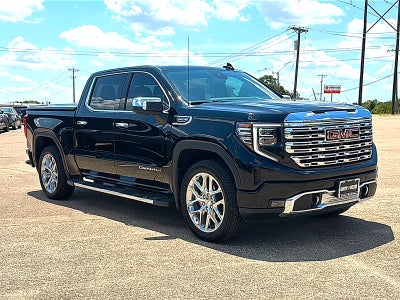 2023 GMC Sierra 1500 4WD Crew Cab Short Box Denali