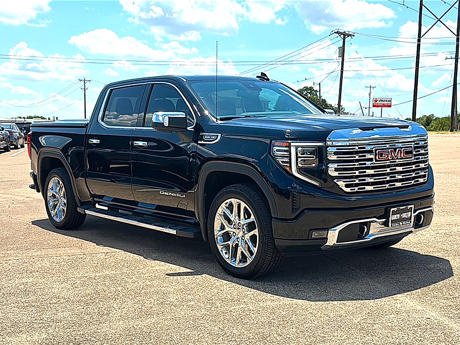 2023 GMC Sierra 1500 4WD Crew Cab Short Box Denali