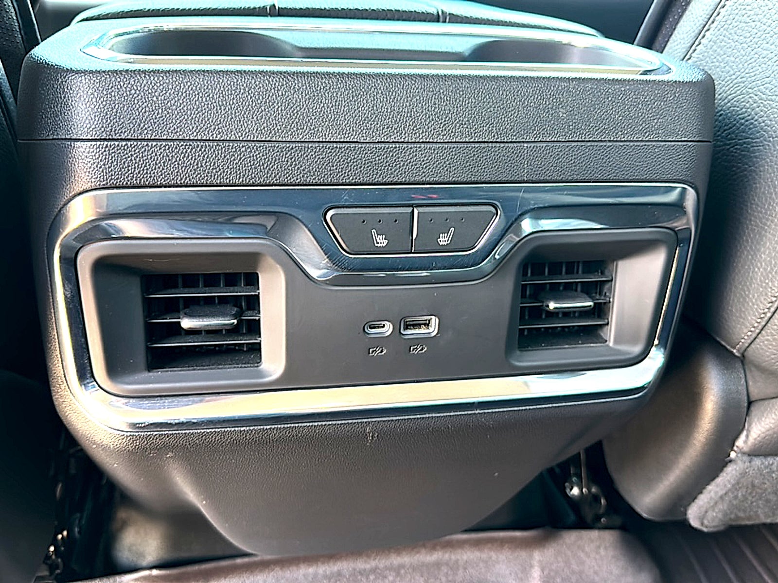 2023 GMC Sierra 1500 4WD Crew Cab Short Box Denali