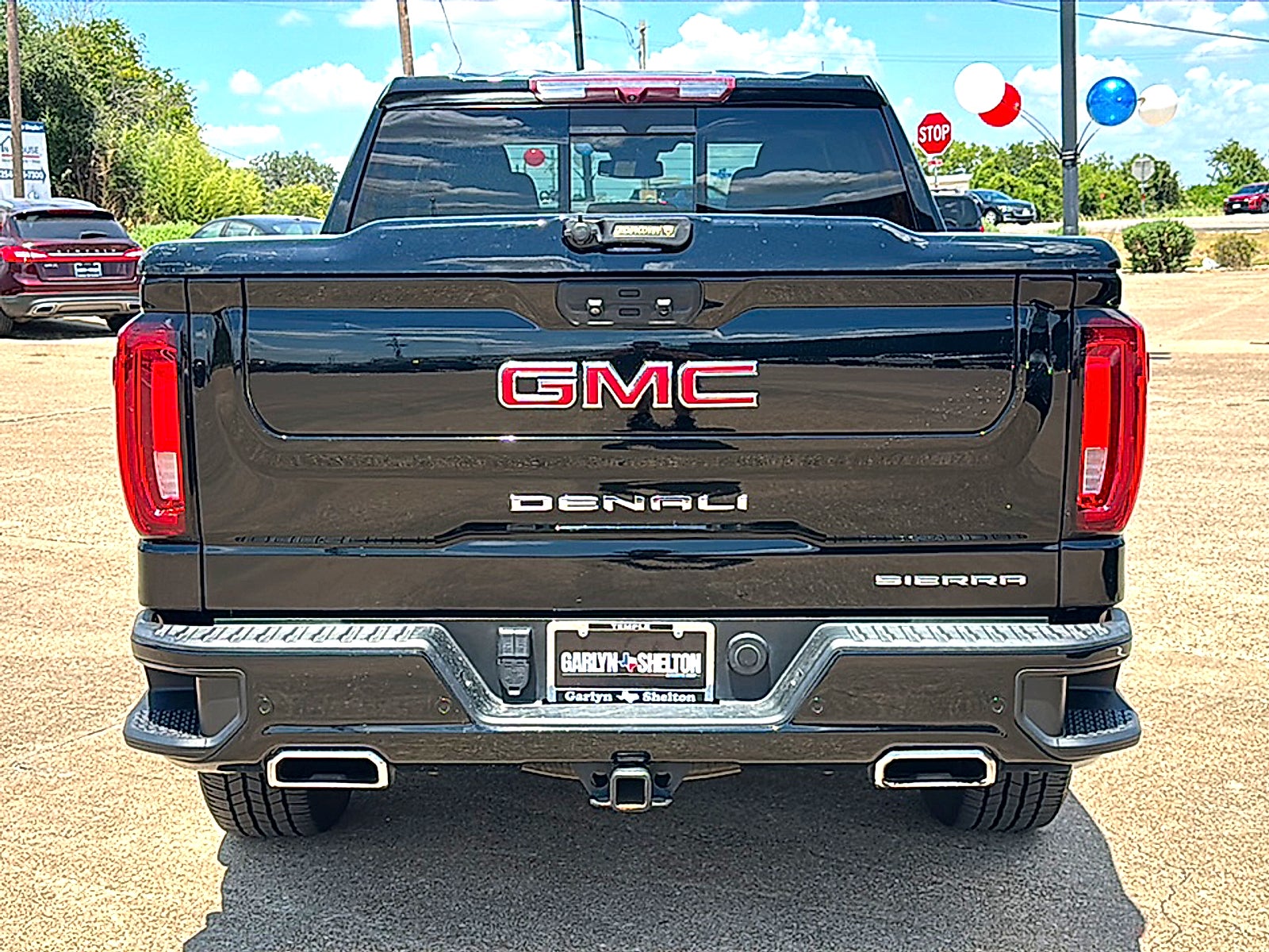 2023 GMC Sierra 1500 4WD Crew Cab Short Box Denali