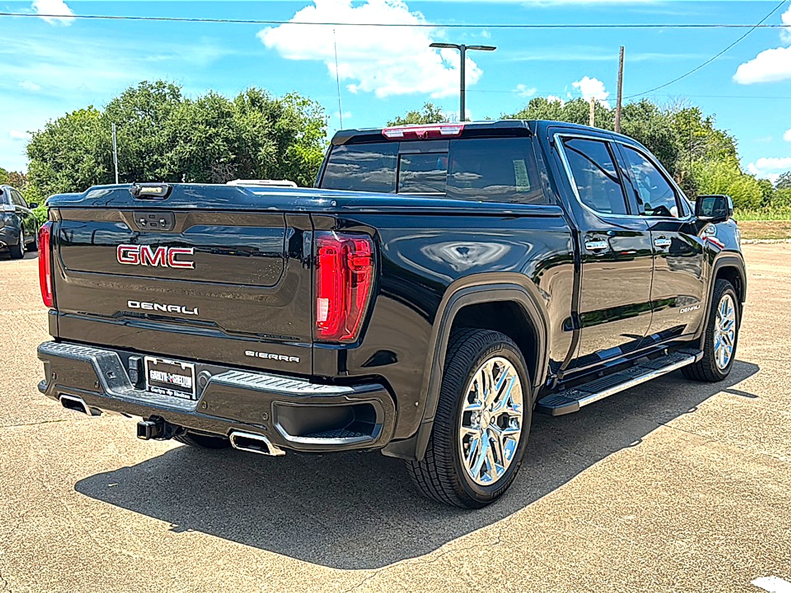 2023 GMC Sierra 1500 4WD Crew Cab Short Box Denali