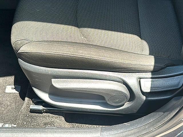 2024 Kia Forte LXS IVT