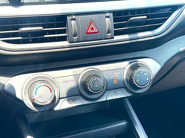 2024 Kia Forte LXS IVT