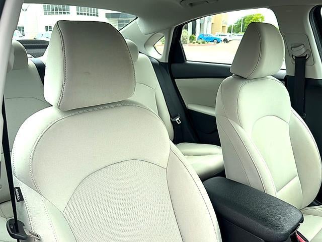 2023 Kia Forte LXS IVT