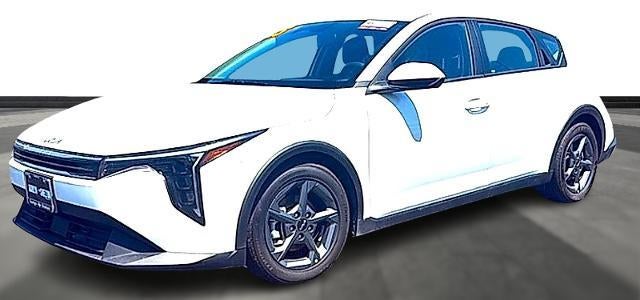 2025 Kia K4 LXS FWD