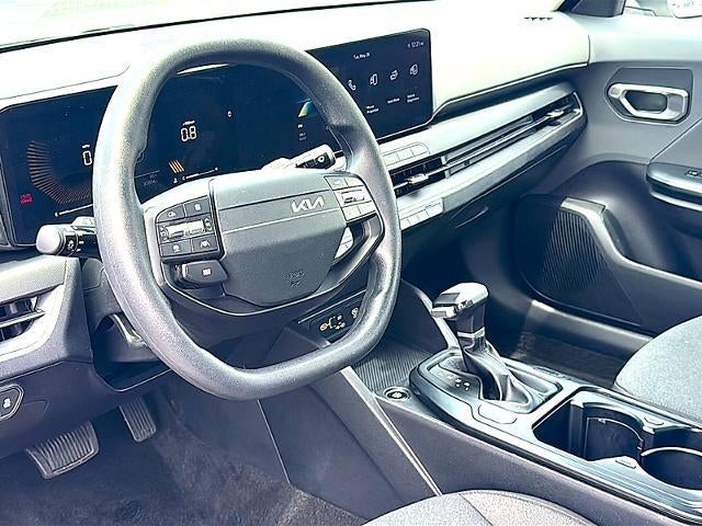 2025 Kia K4 LXS FWD