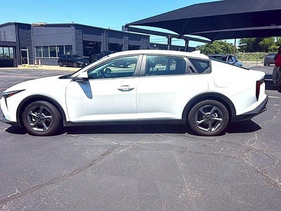 2025 Kia K4 LXS FWD
