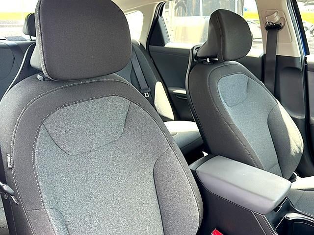 2025 Kia K4 LXS FWD