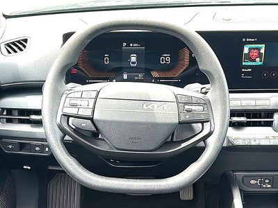 2025 Kia K4 LXS FWD