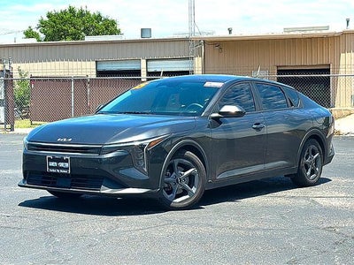 2025 Kia K4 LXS FWD