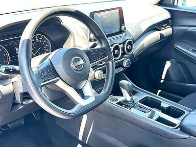 2025 Nissan Sentra SV CVT