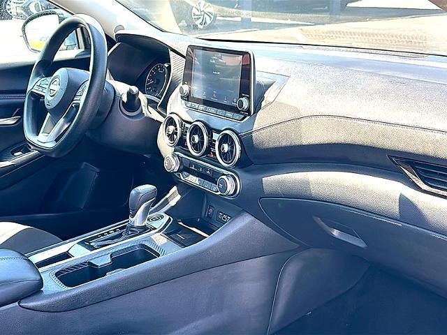 2025 Nissan Sentra SV CVT