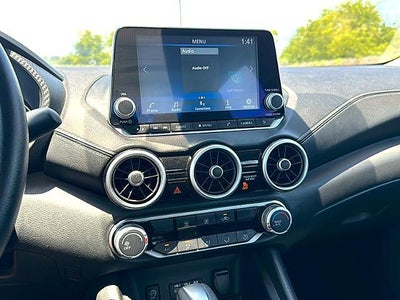 2025 Nissan Sentra SV CVT