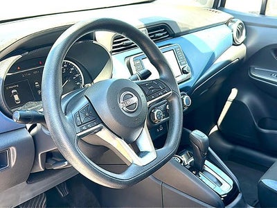 2025 Nissan Versa SV CVT