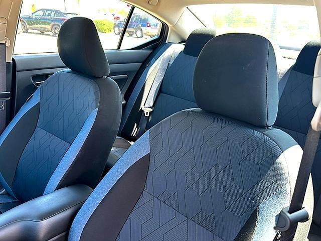 2025 Nissan Versa SV CVT