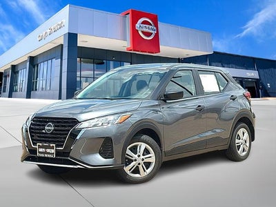 2025 Nissan Kicks Play S FWD