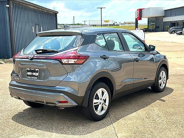 2025 Nissan Kicks Play S FWD