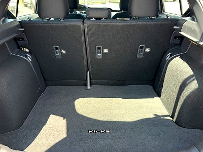 2025 Nissan Kicks Play S