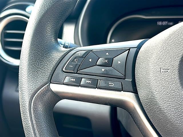 2019 Nissan Kicks SV FWD
