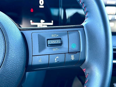 2025 Nissan Kicks SR FWD