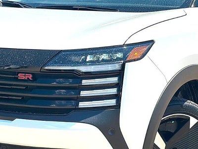 2025 Nissan Kicks SR FWD