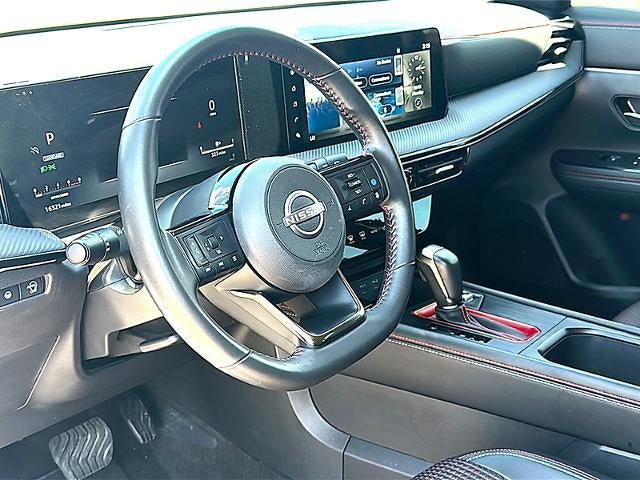 2025 Nissan Kicks SR FWD