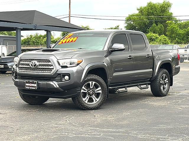 2017 Toyota Tacoma TRD Sport Double Cab 5' Bed V6 4x4 MT (Natl)