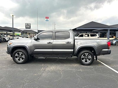 2017 Toyota Tacoma TRD Sport Double Cab 5' Bed V6 4x4 MT (Natl)