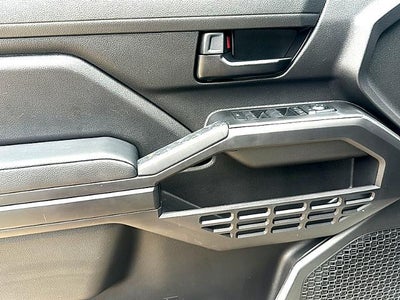 2025 Toyota Tacoma 2WD 2WD SR Double Cab 5' Bed AT (GS)