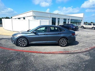 2025 Volkswagen Jetta S Auto